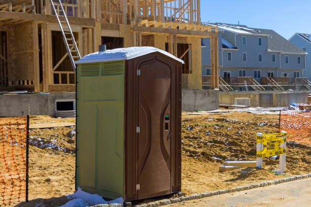 Portable Toilet Options We Offer in Robstown, TX